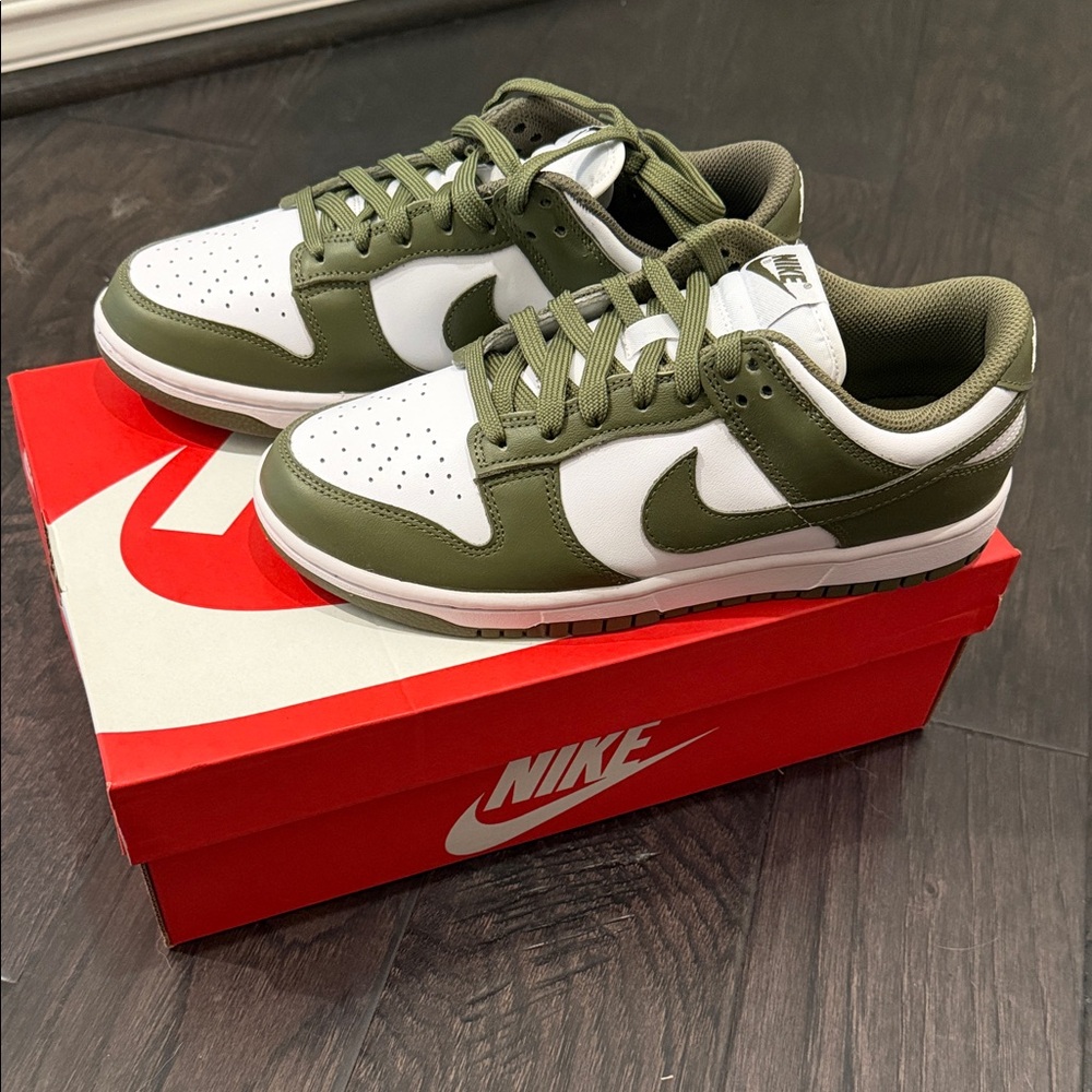 Nike Dunk Low